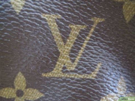 riconoscere portafoglio louis vuitton falso|false louis vuitton prints.